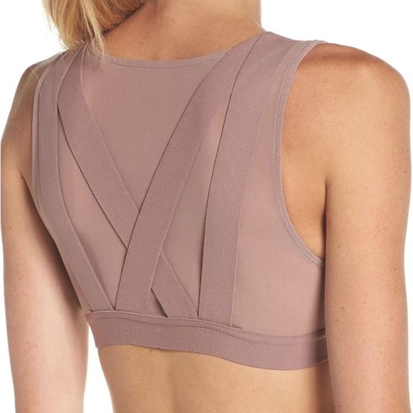 alo bandage sports bra - Picture 4 of 4